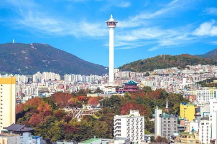 Tháp Busan - Biểu tượng của thành phố cảng năng động